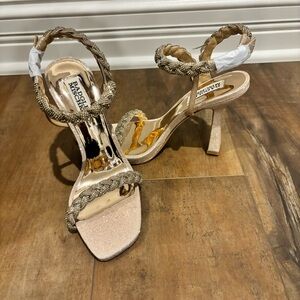 Badgley Mischka Women’s size 6.5 Fennel Braided Spool Soft Sparkle Gold Heels